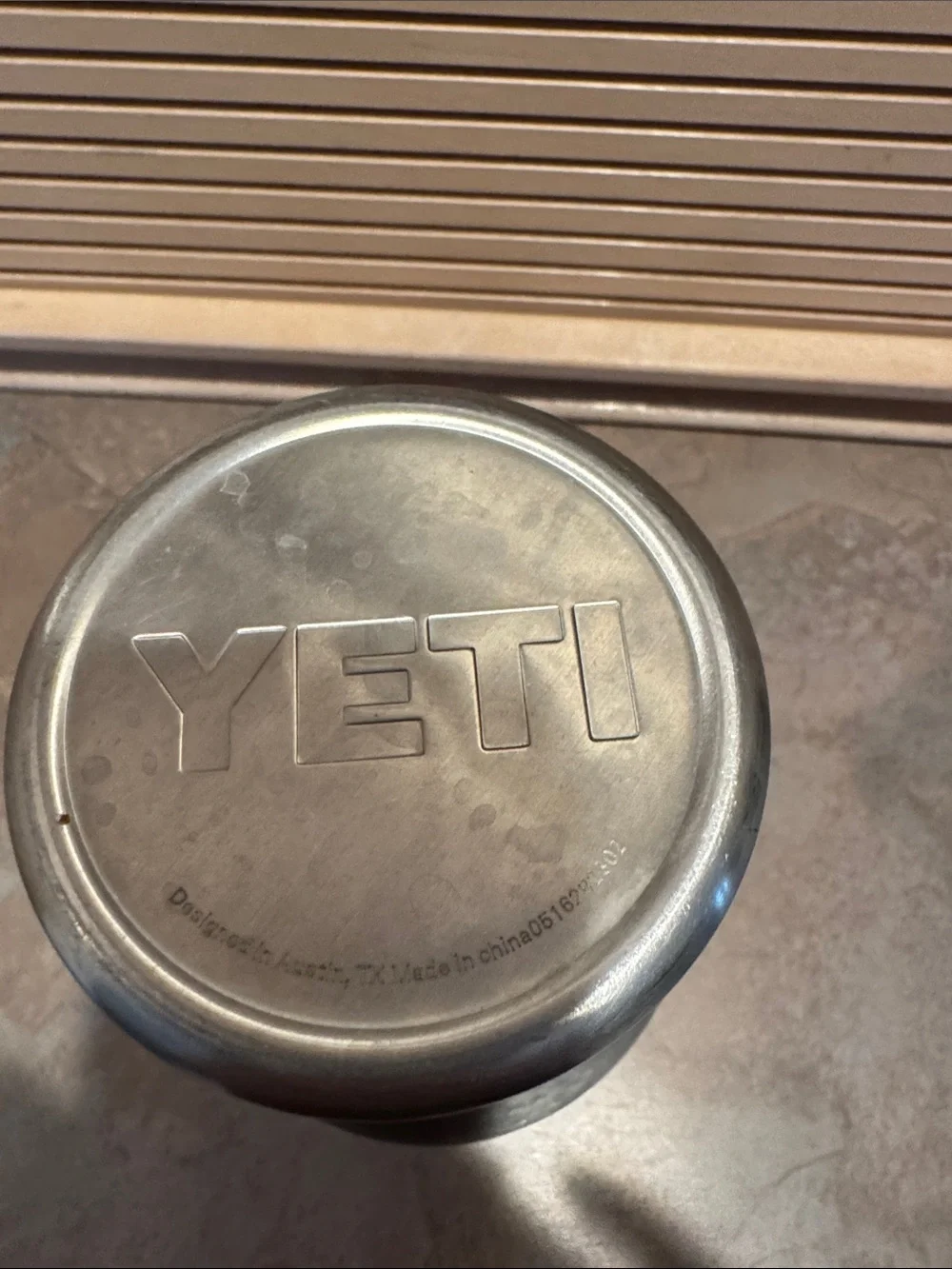 Yeti Stainless Steel Tumbler - Silver with Clear Lid